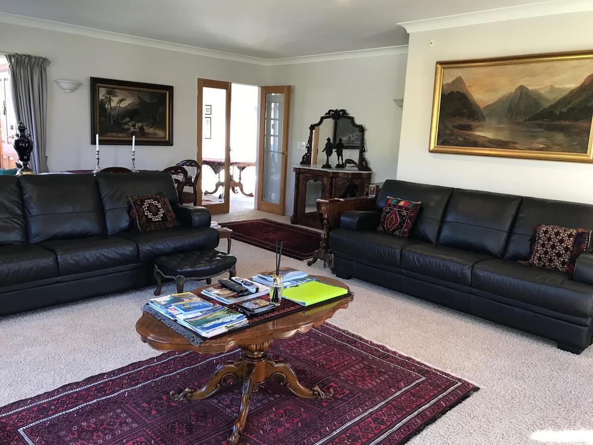 Huntington House Bed and Breakfast Tauranga Exterior foto